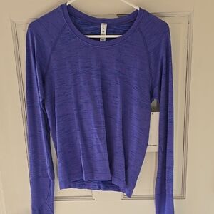 Lululemon Swiftly Tech Long Sleeve Race Length